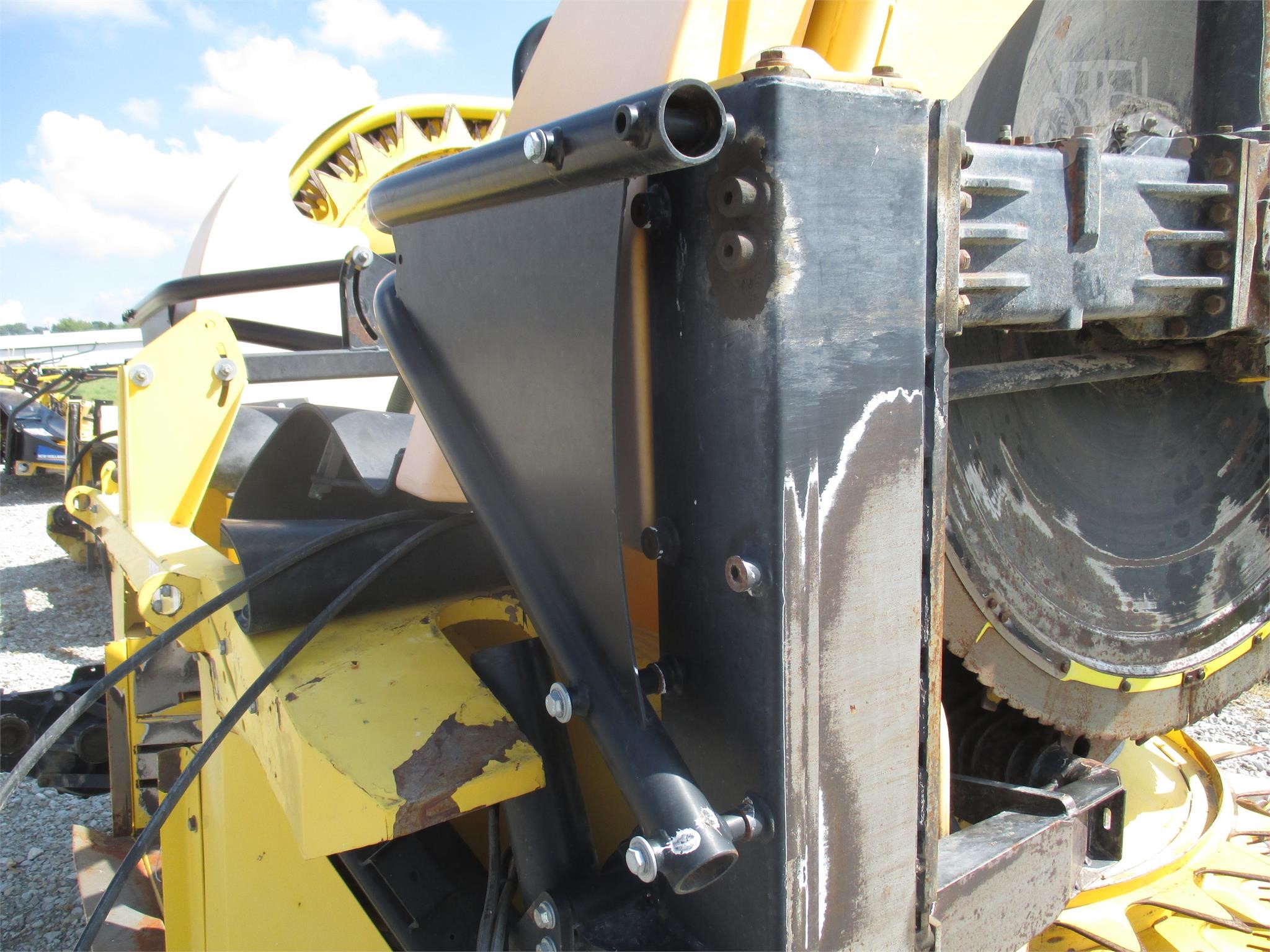 2010 new holland 450fi - Photo 7